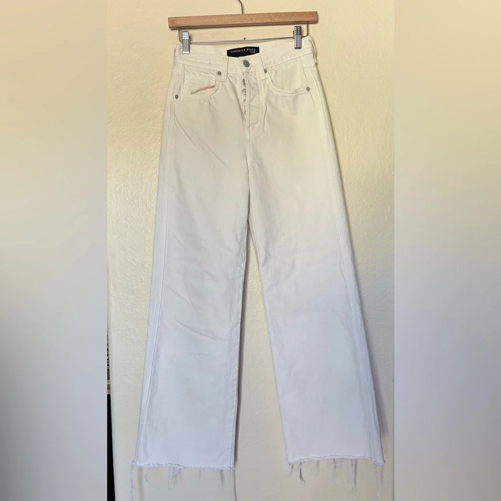 Veronica Beard Taylor Relaxed Wide-Leg Raw Hem Jean Ecru Cream Size 24 - Picture 3 of 7